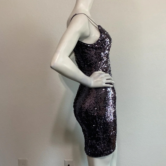 Lulus Purple Iridescent Sequin V-Neck Adjustable Strap Mini Dress Size XS - Picture 6 of 6